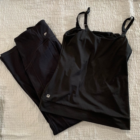 Fabletics Bundle - Picture 3 of 16